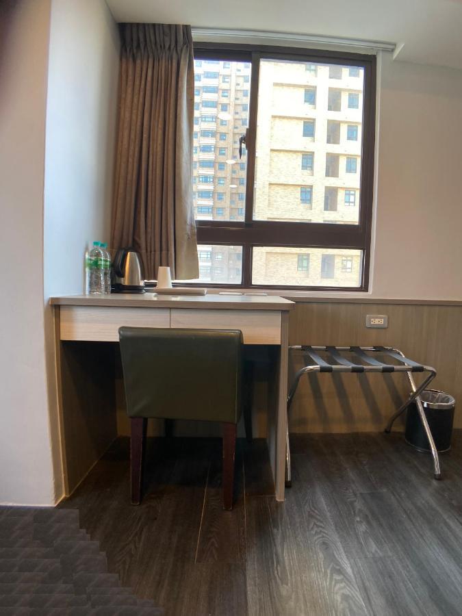 Bonjour Hotel Taichung Dış mekan fotoğraf