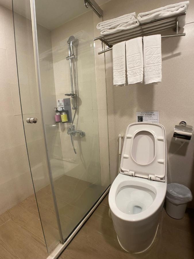 Bonjour Hotel Taichung Dış mekan fotoğraf