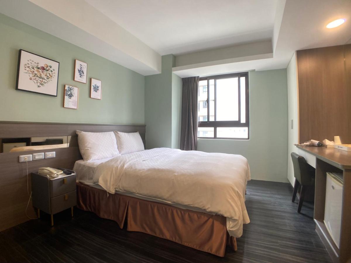 Bonjour Hotel Taichung Dış mekan fotoğraf