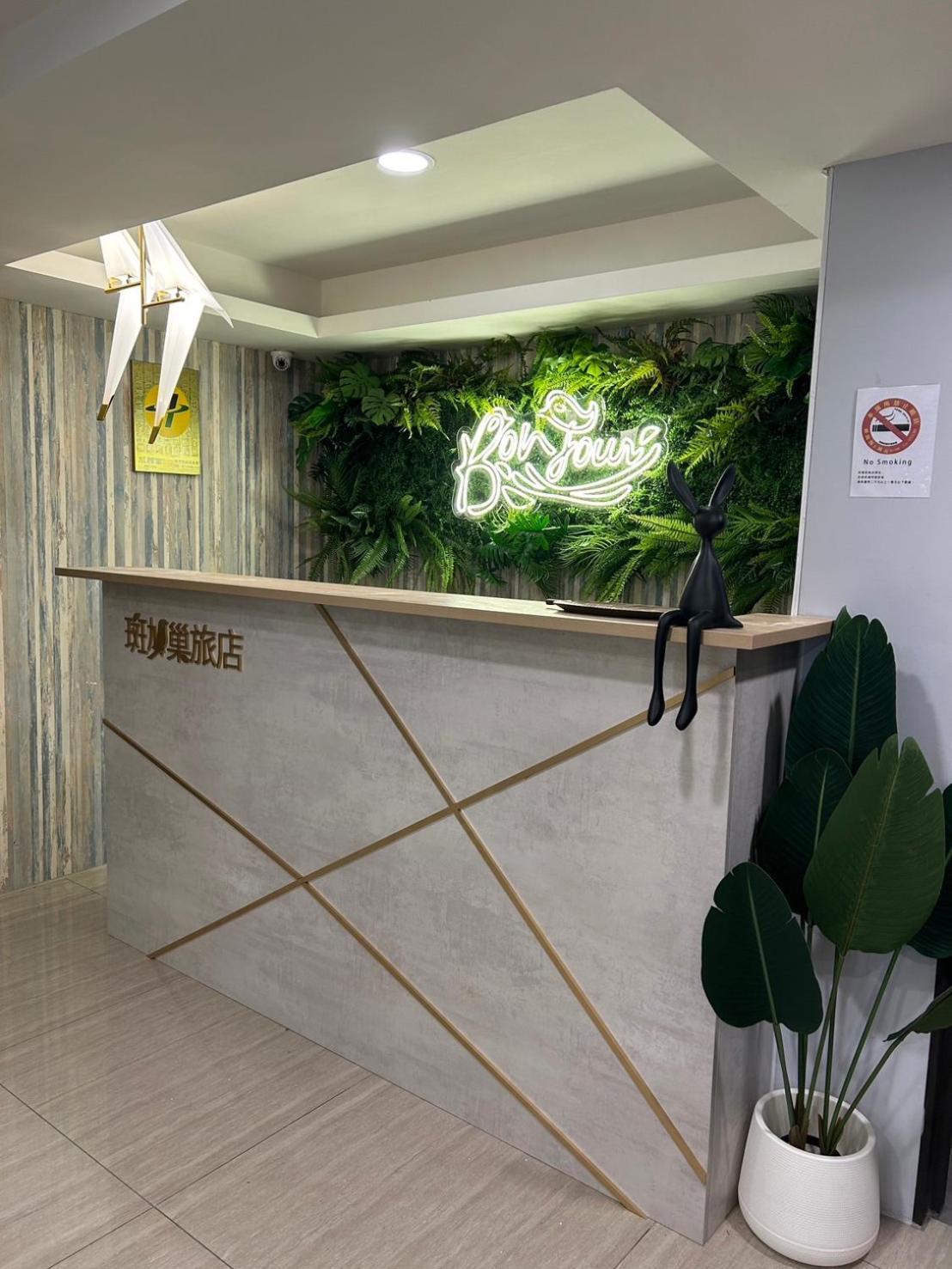 Bonjour Hotel Taichung Dış mekan fotoğraf