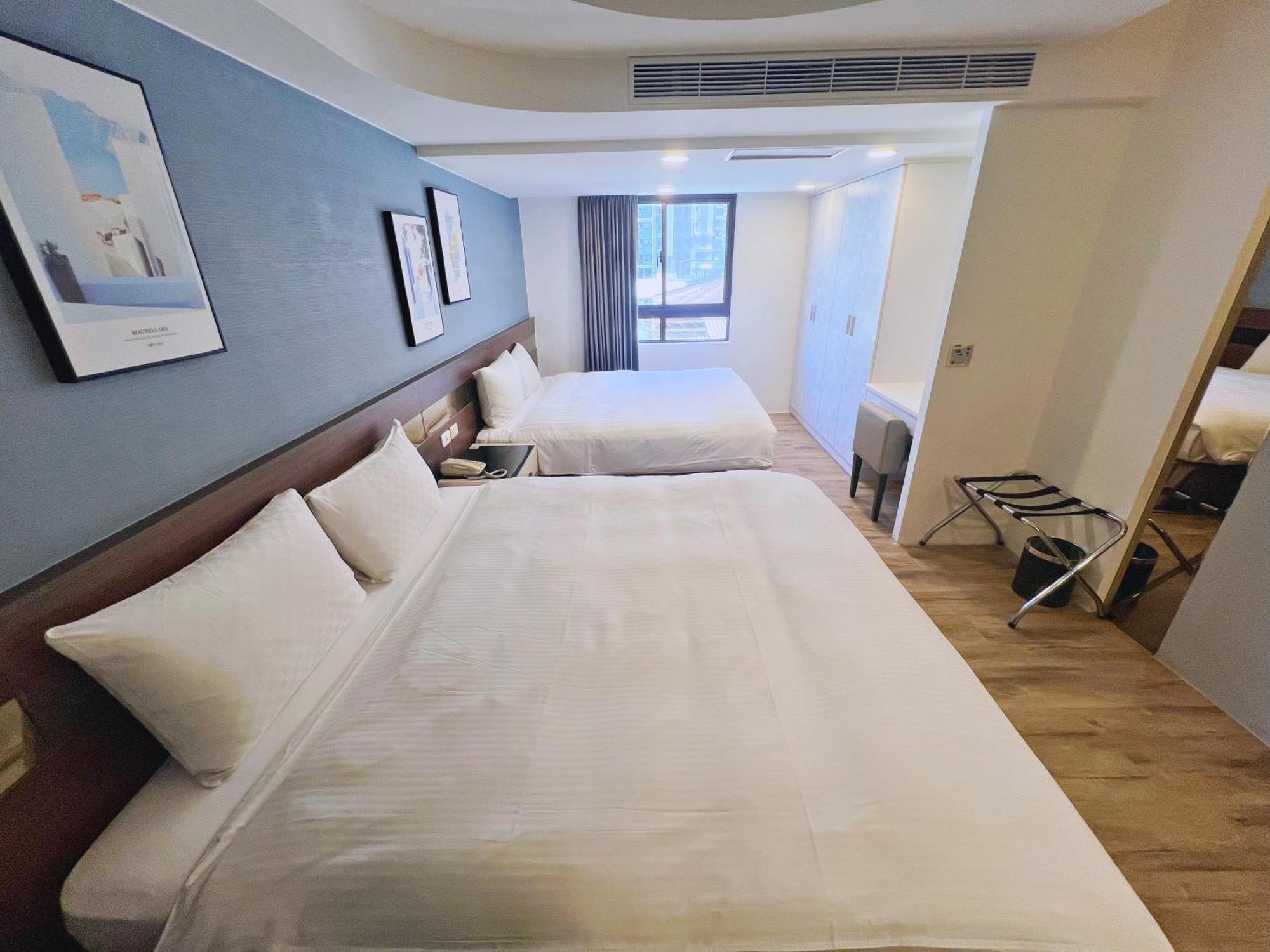Bonjour Hotel Taichung Dış mekan fotoğraf